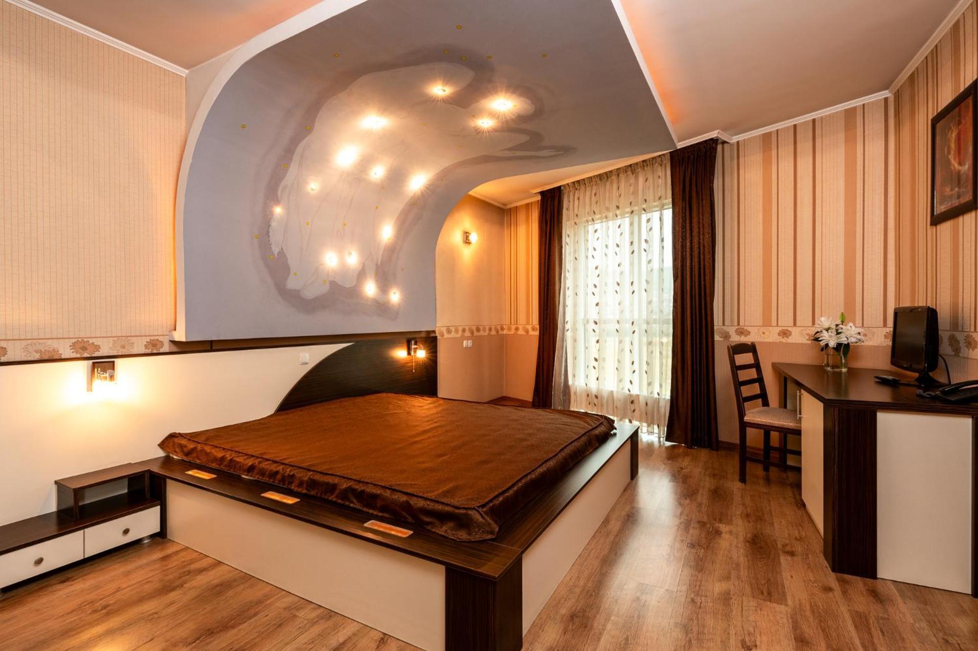Spa Hotel Holiday Velingrad Esterno foto