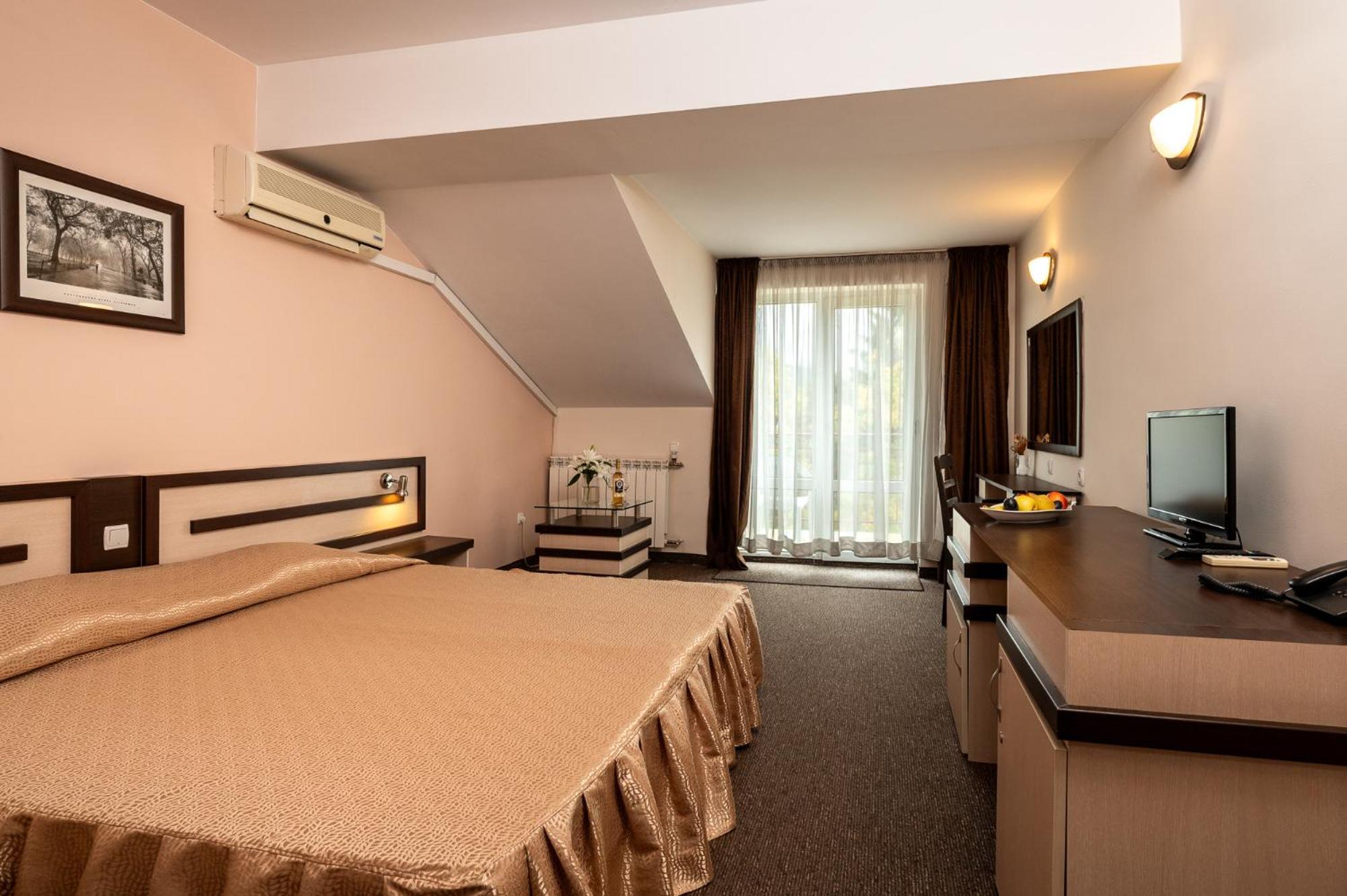 Spa Hotel Holiday Velingrad Esterno foto