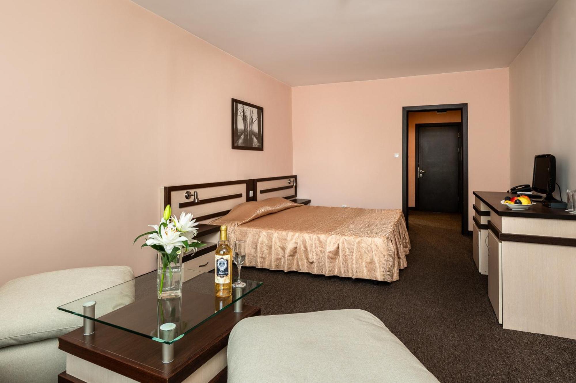 Spa Hotel Holiday Velingrad Esterno foto