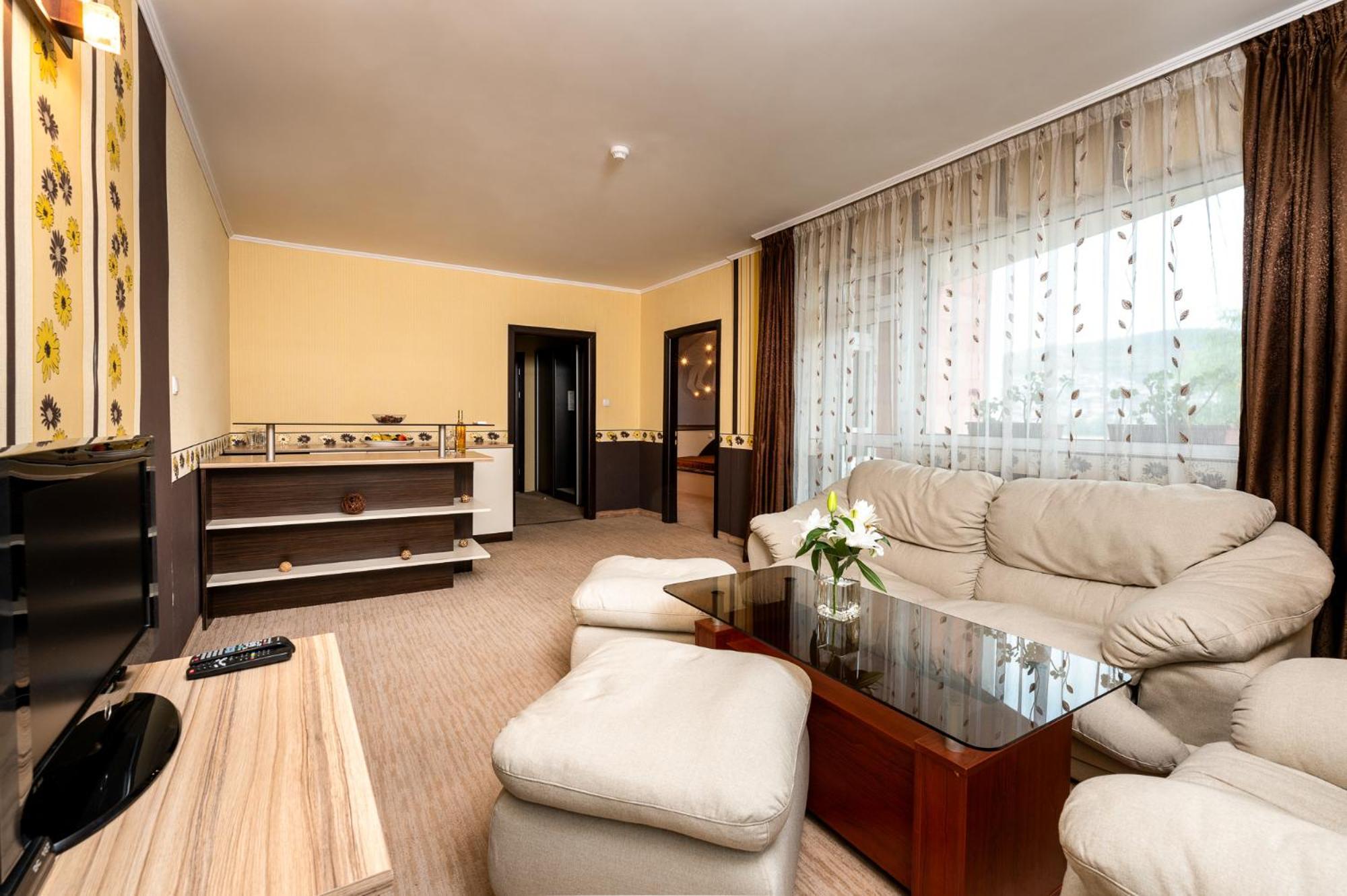 Spa Hotel Holiday Velingrad Esterno foto
