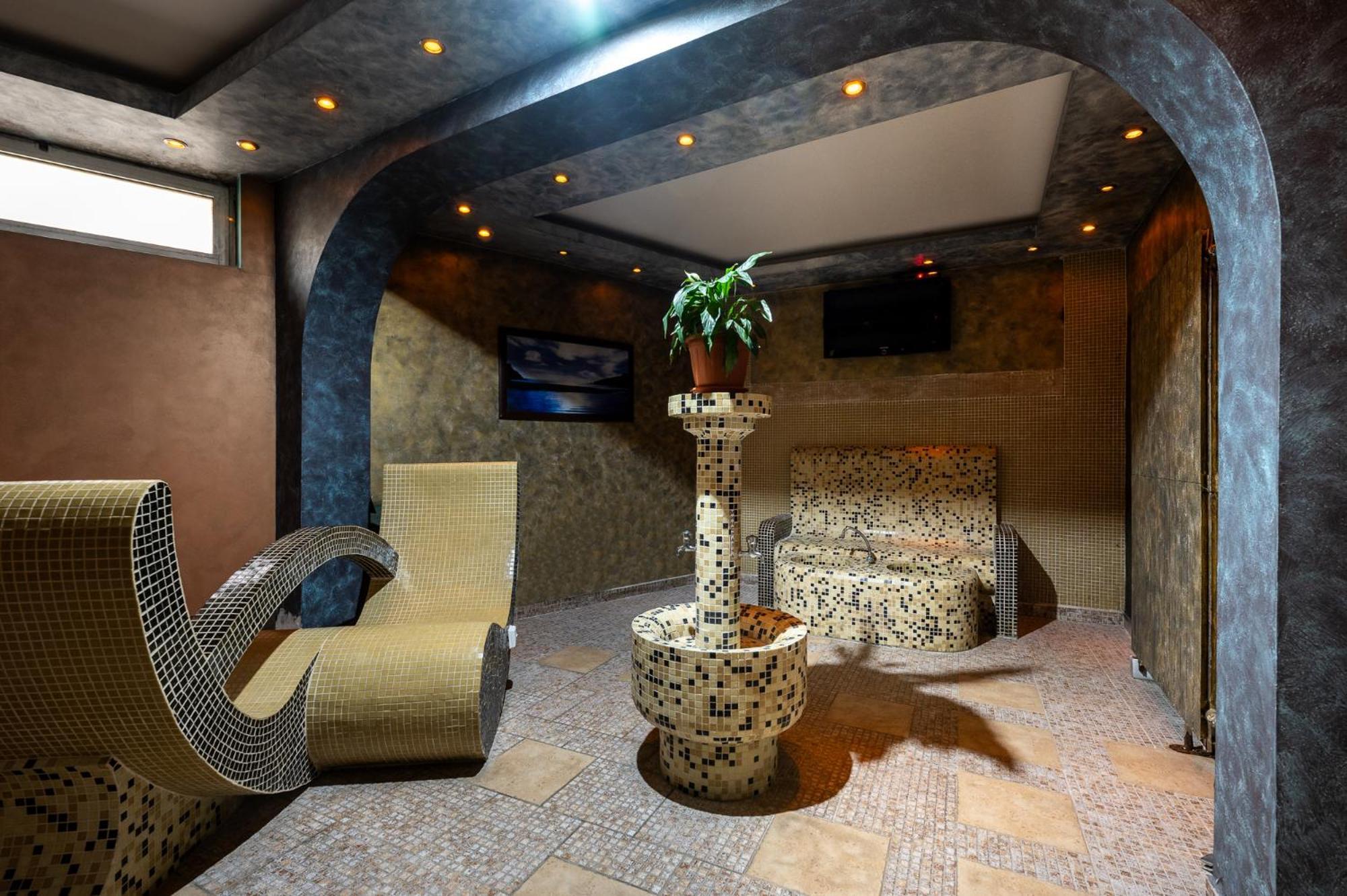 Spa Hotel Holiday Velingrad Esterno foto