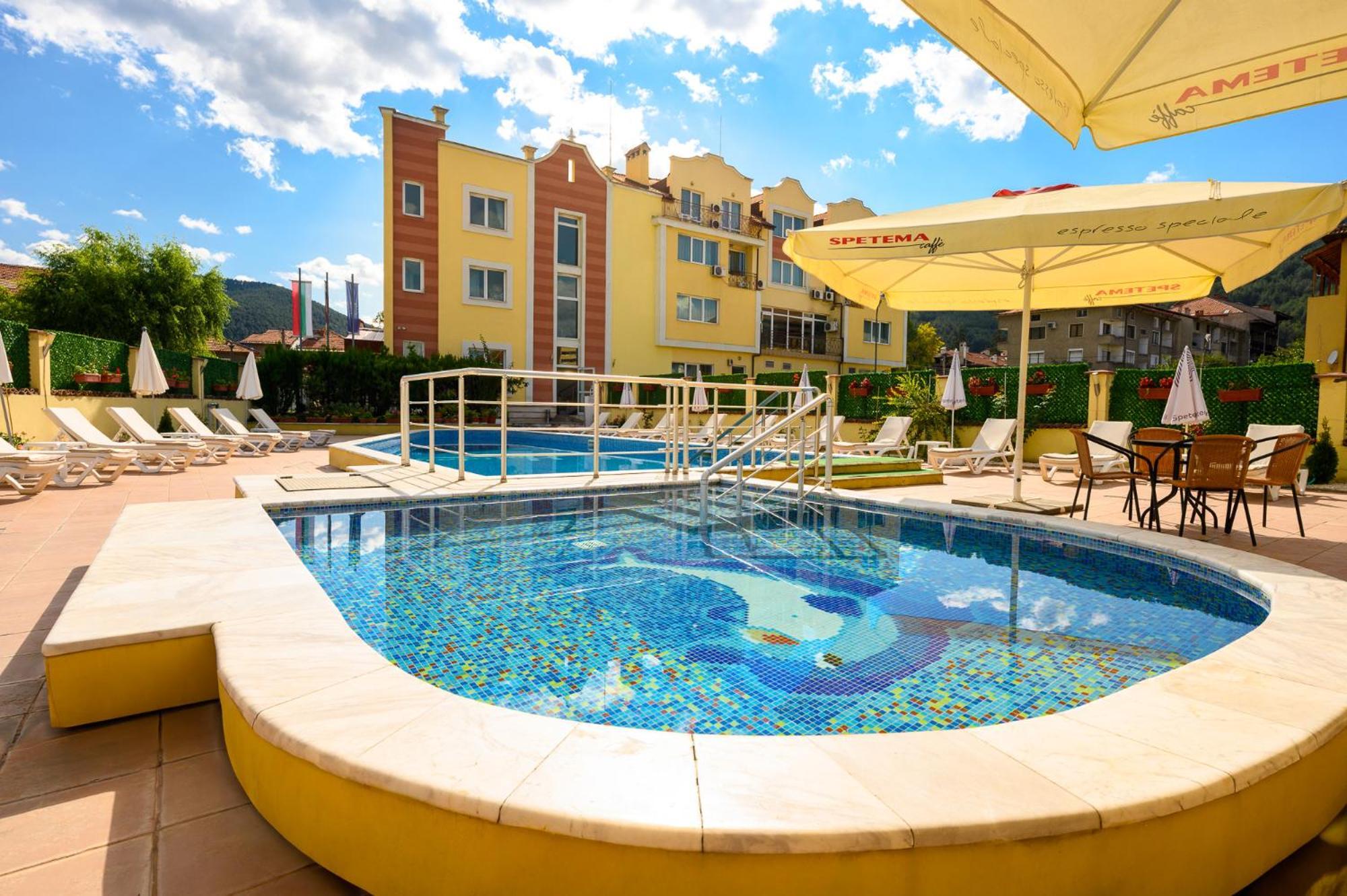 Spa Hotel Holiday Velingrad Esterno foto